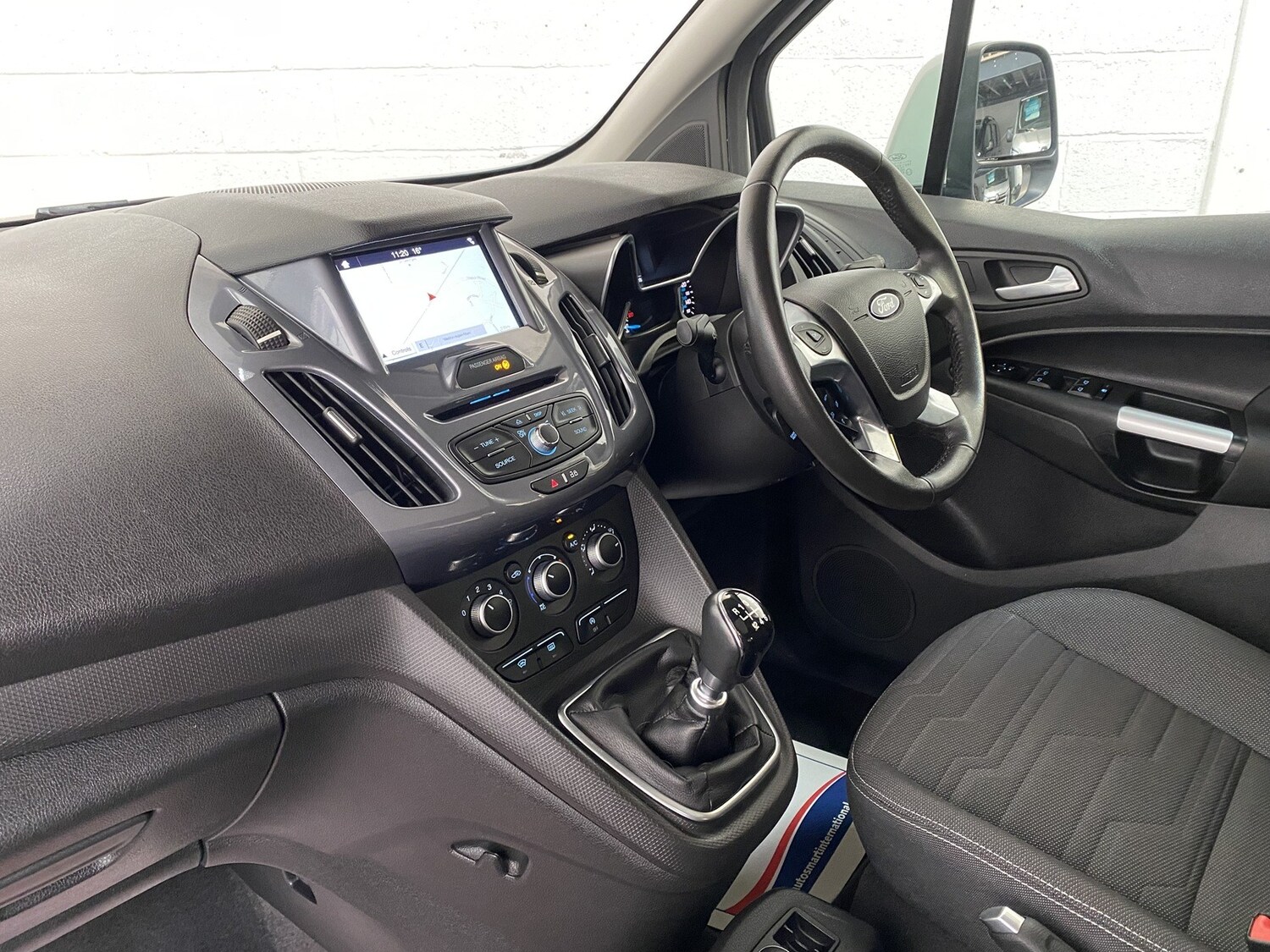 Used Ford Tourneo Connect 2018 for sale - 75893123: Photo 9