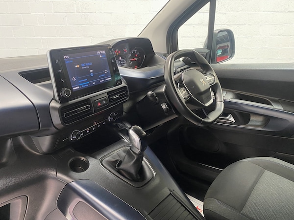 Used Peugeot Rifter 2020 for sale - 75700102: Photo 9