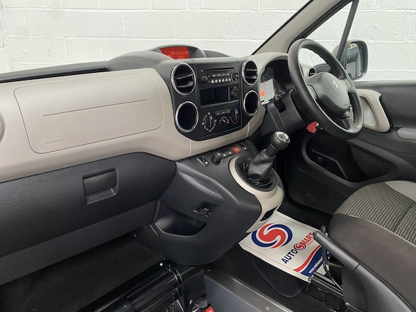 Used Peugeot Partner Tepee 2015 for sale - 75064303: Photo 11