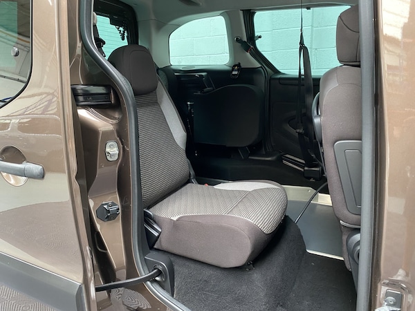Used Peugeot Partner Tepee 2015 for sale - 75064303: Photo 17