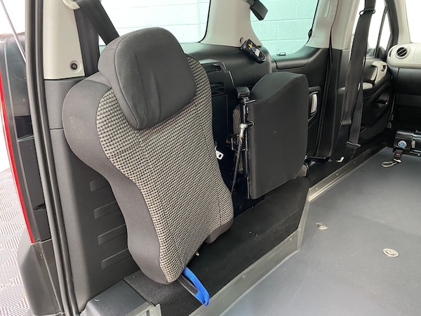 Used Peugeot Partner Tepee 2015 for sale - 75064303: Photo 9