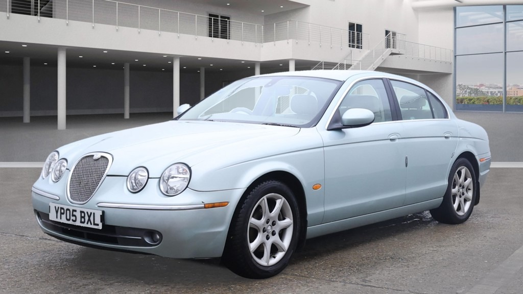 Used Jaguar S-Type 2005 for sale - 76949200: Photo 2