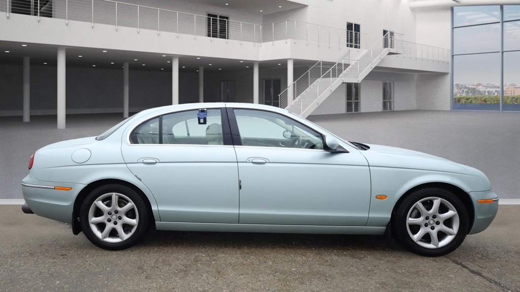 Used Jaguar S-Type 2005 for sale - 76949200: Photo 5