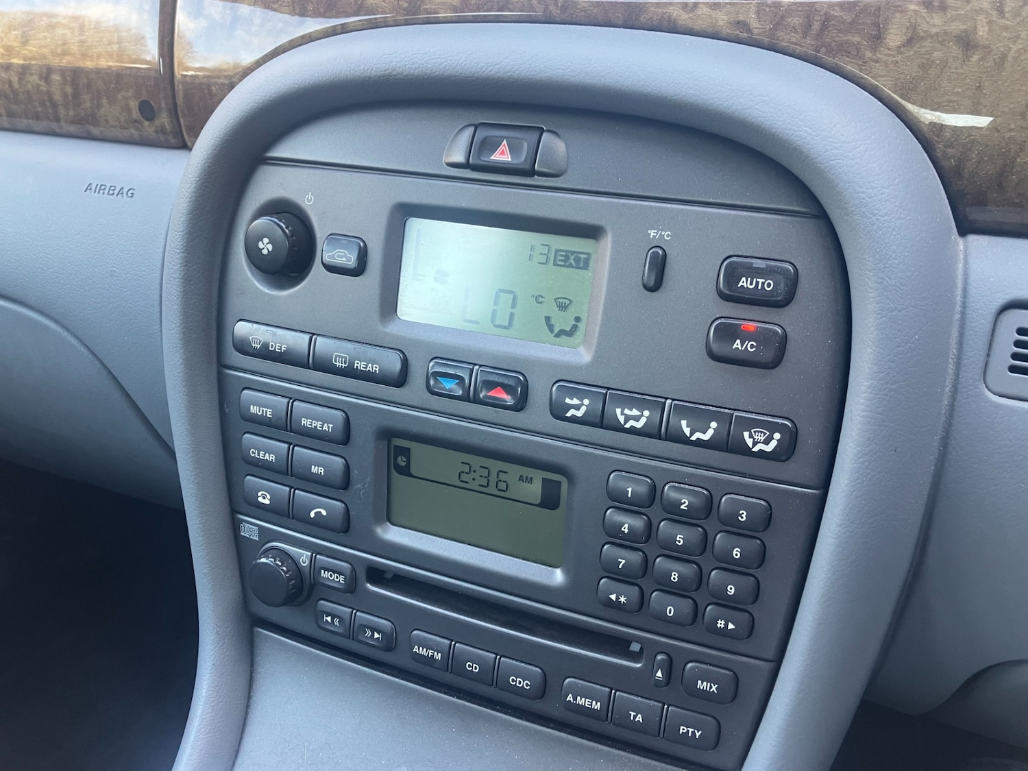 Used Jaguar X-Type 2004 for sale - 77677489: Photo 16