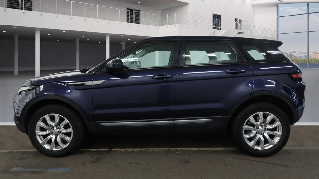 Used Land Rover Range Rover Evoque 2015 for sale - 77998811: Photo 6