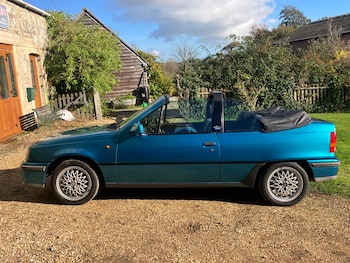 Used Vauxhall Astra 1993 for sale - 76518583: Photo