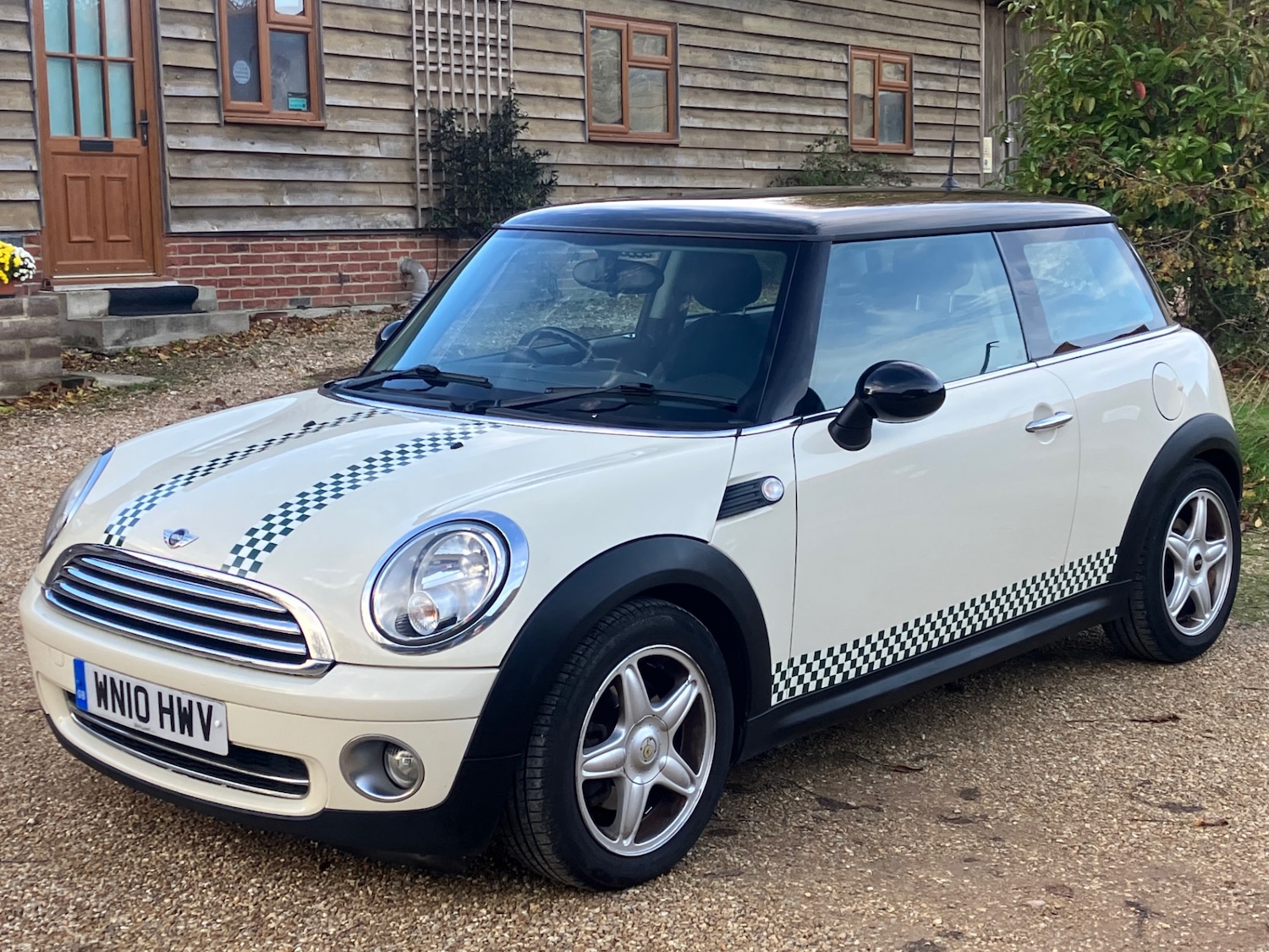 Used MINI Hatch 2010 for sale - 76492338: Photo 3
