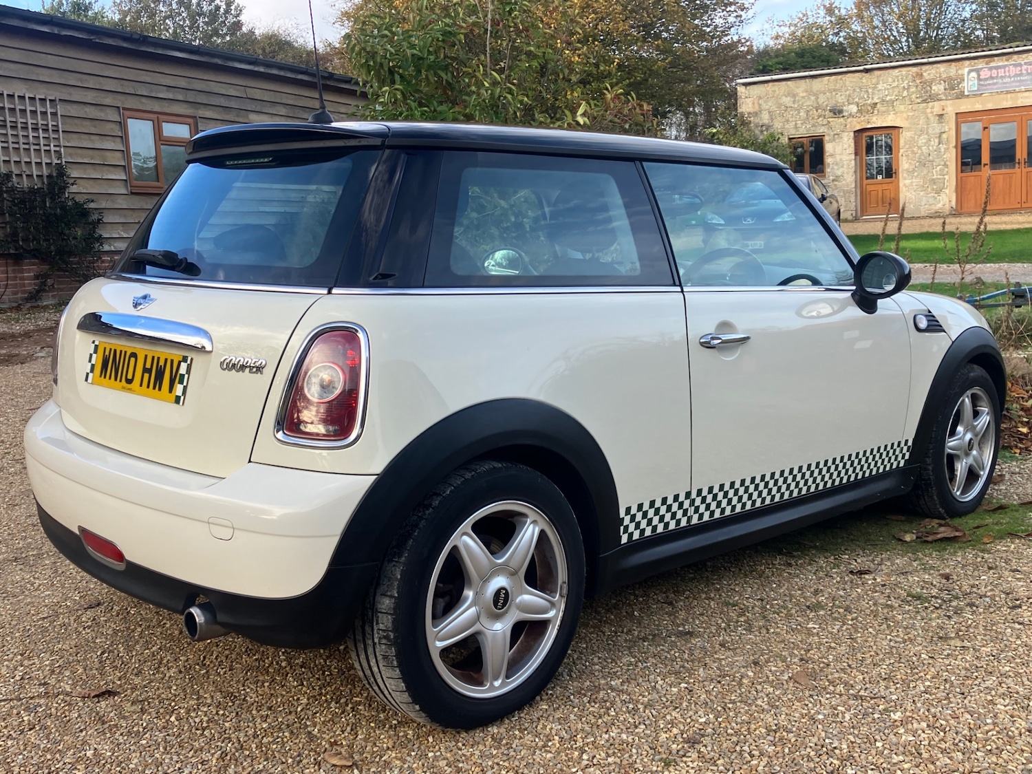 Used MINI Hatch 2010 for sale - 76492338: Photo 6