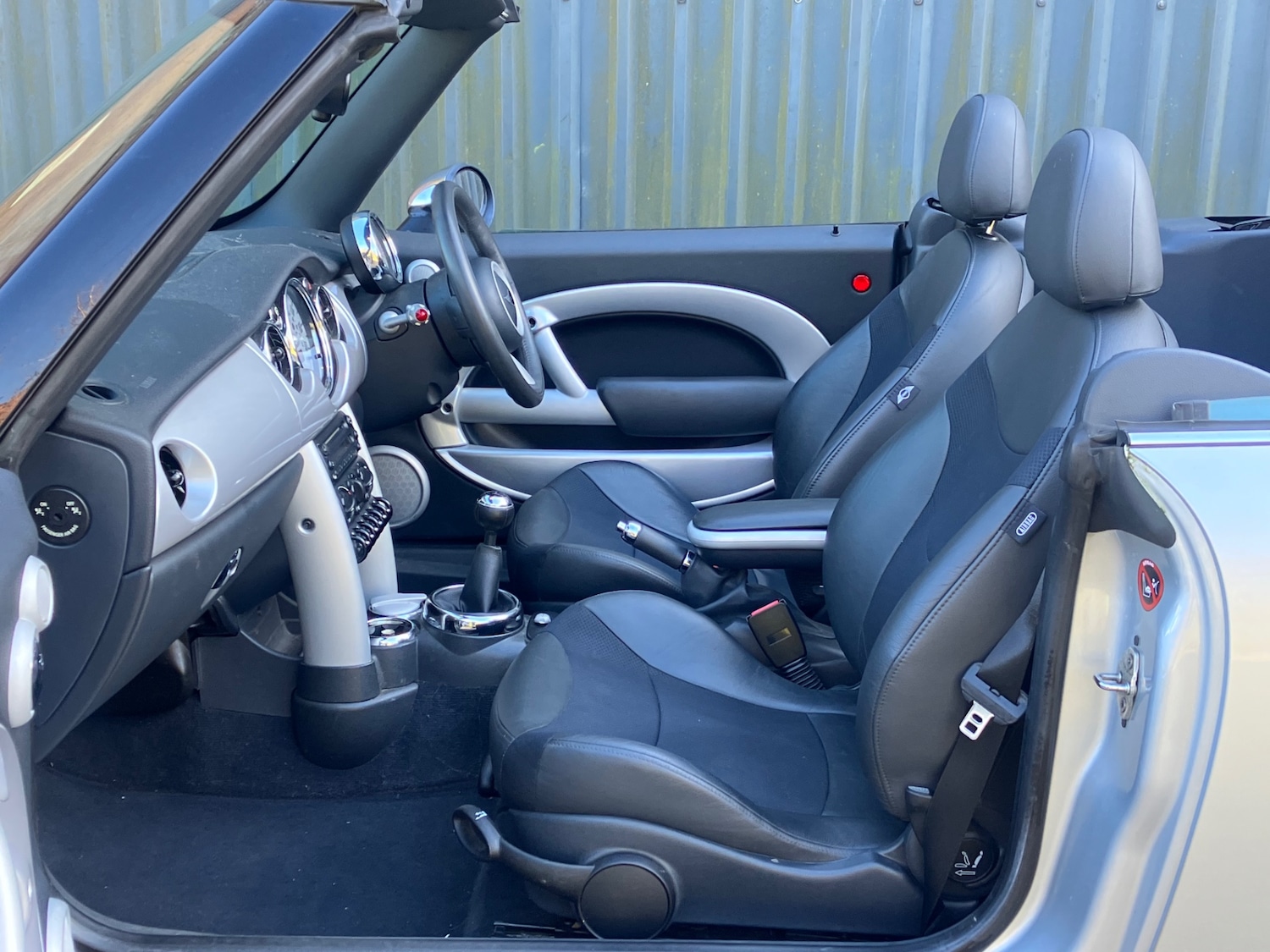 Used MINI Convertible 2007 for sale - 77717285: Photo 10