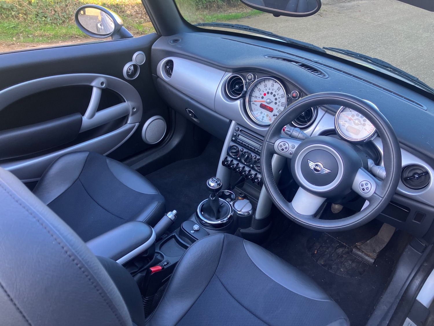 Used MINI Convertible 2007 for sale - 77717285: Photo 12