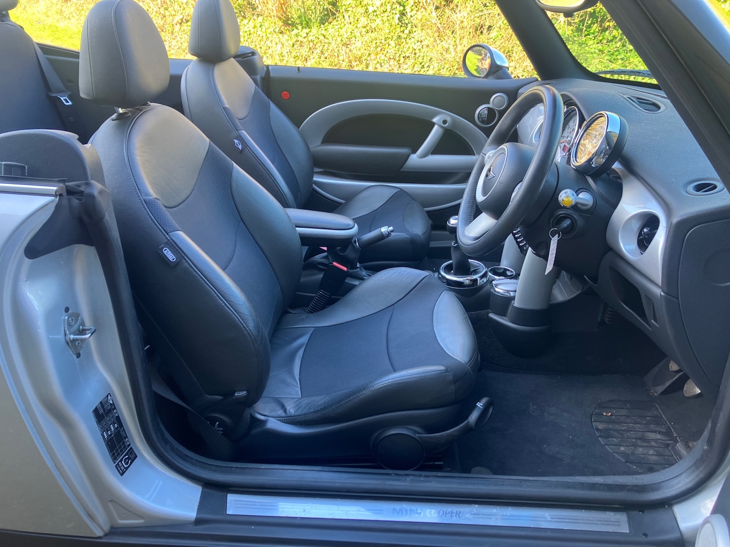 Used MINI Convertible 2007 for sale - 77717285: Photo 13