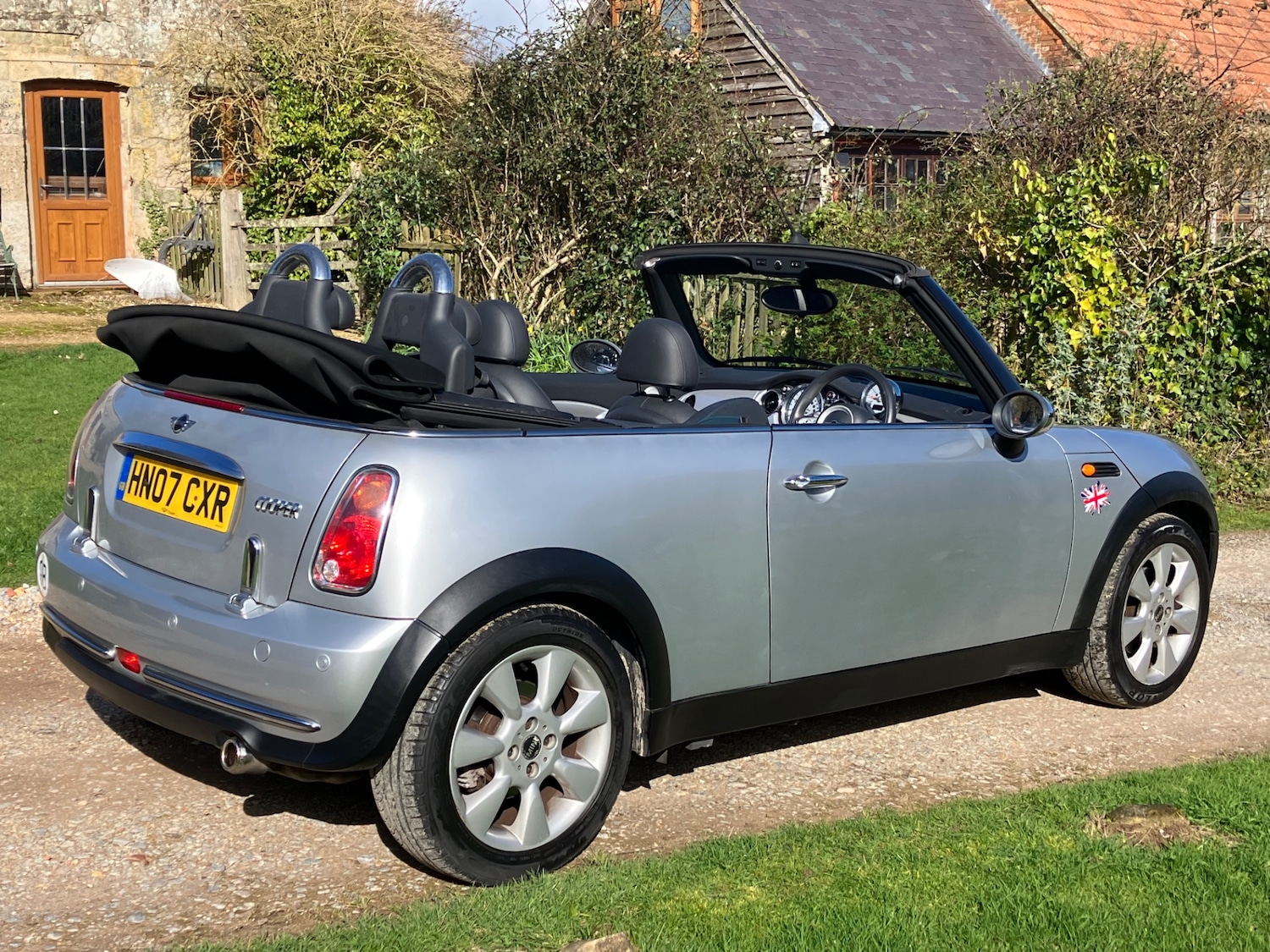 Used MINI Convertible 2007 for sale - 77717285: Photo 9