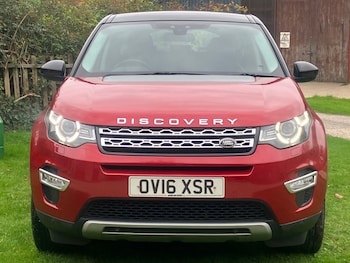 Used Land Rover Discovery Sport 2016 for sale - 76320458: Photo