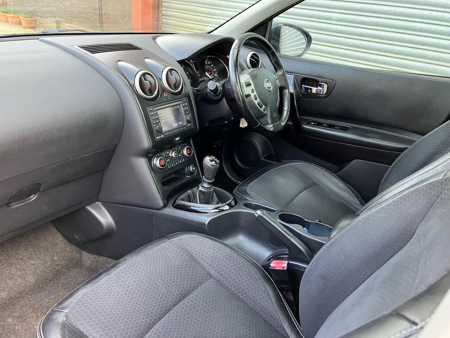 Used Nissan Qashqai 2013 for sale - 77760273: Photo 12