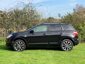 Used Nissan Qashqai 2013 for sale - 77760273: Photo