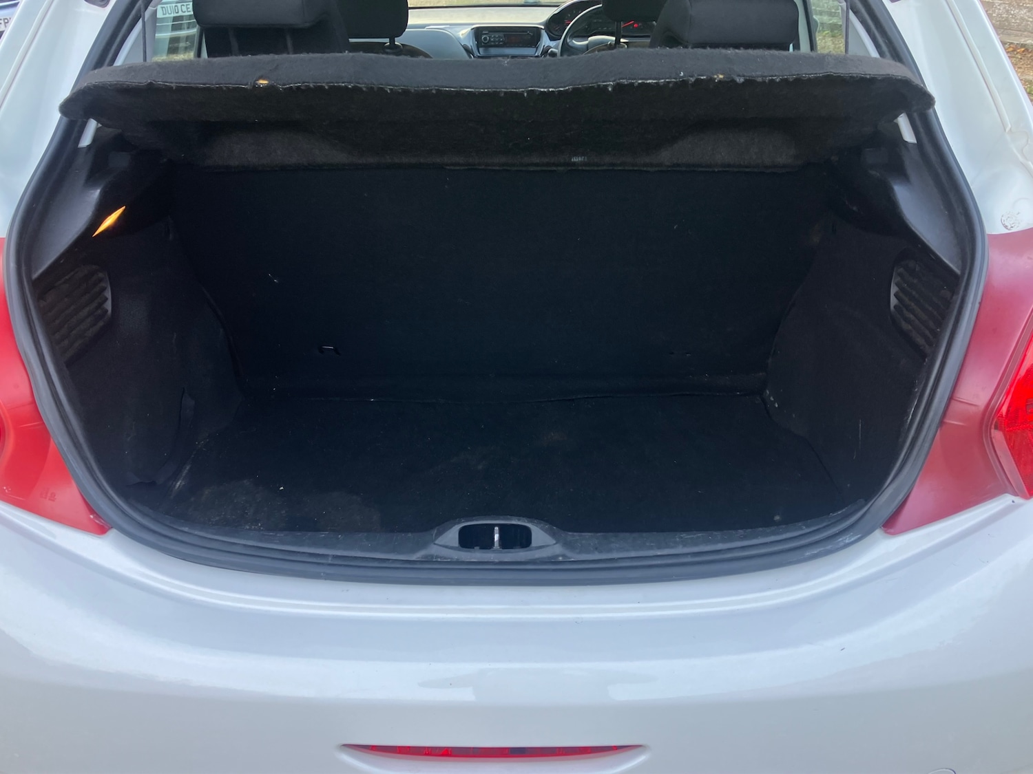 Used Peugeot 208 2013 for sale - 76492248: Photo 14