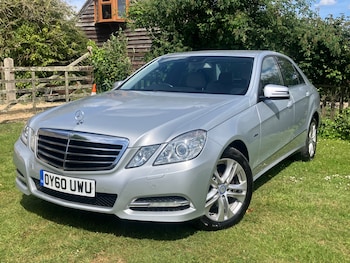 Used Mercedes-Benz E Class 2010 for sale - 78502863: Photo