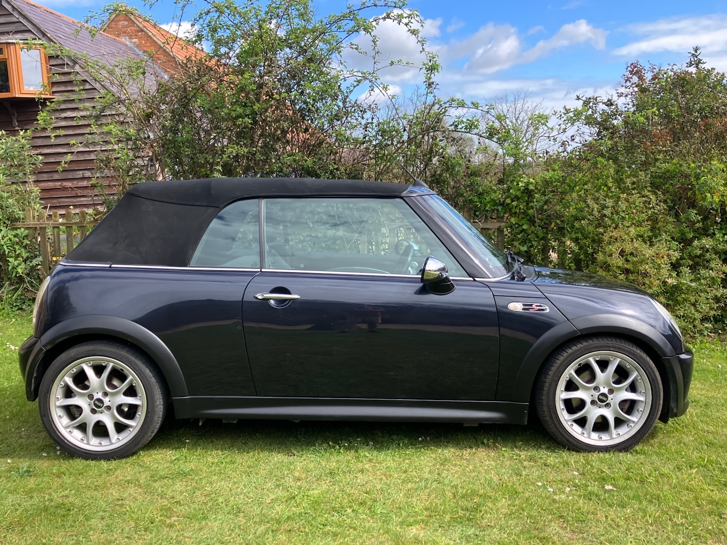 Used MINI Convertible 2008 for sale - 78079424: Photo 11