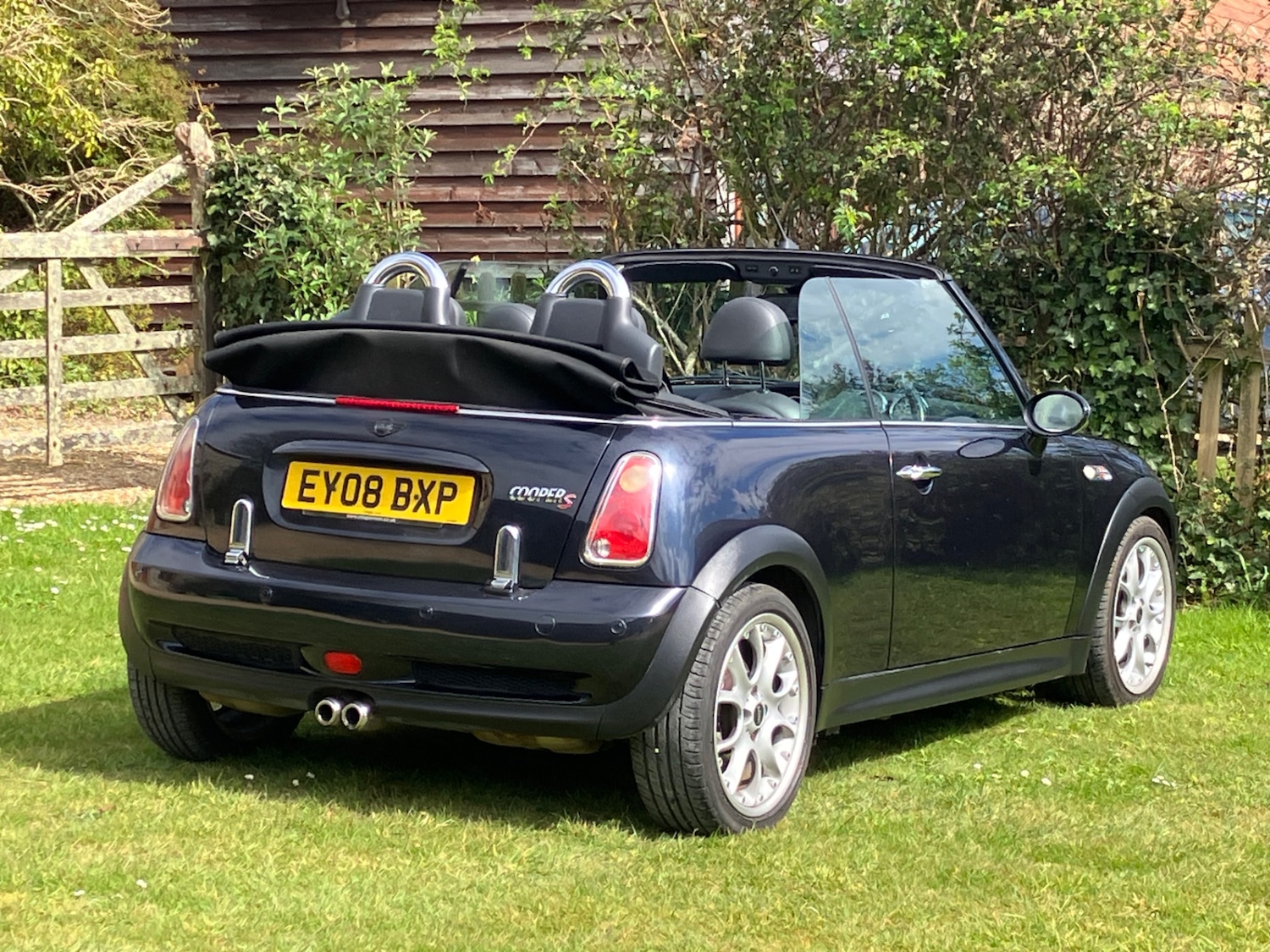Used MINI Convertible 2008 for sale - 78079424: Photo 17