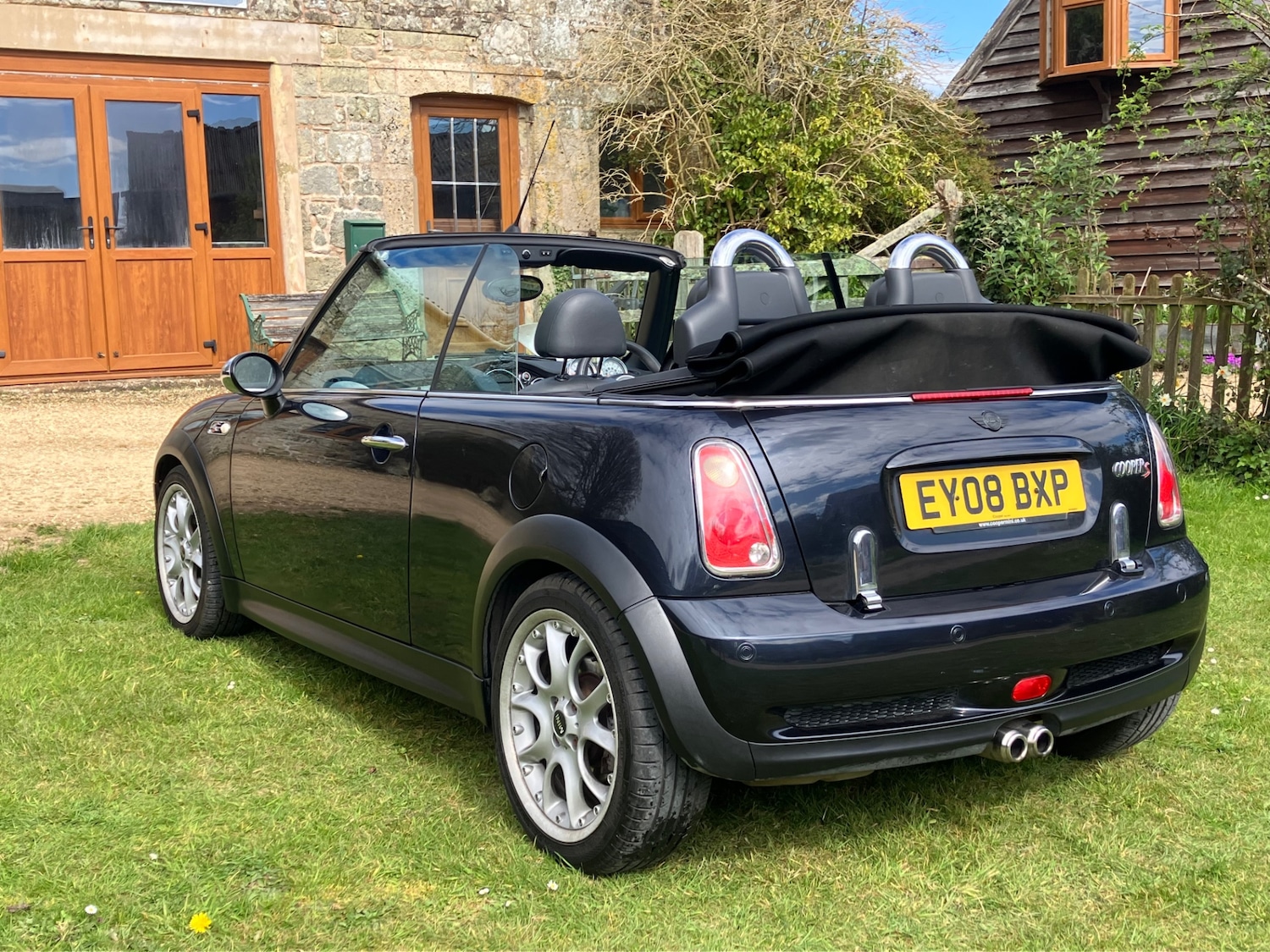 Used MINI Convertible 2008 for sale - 78079424: Photo 18