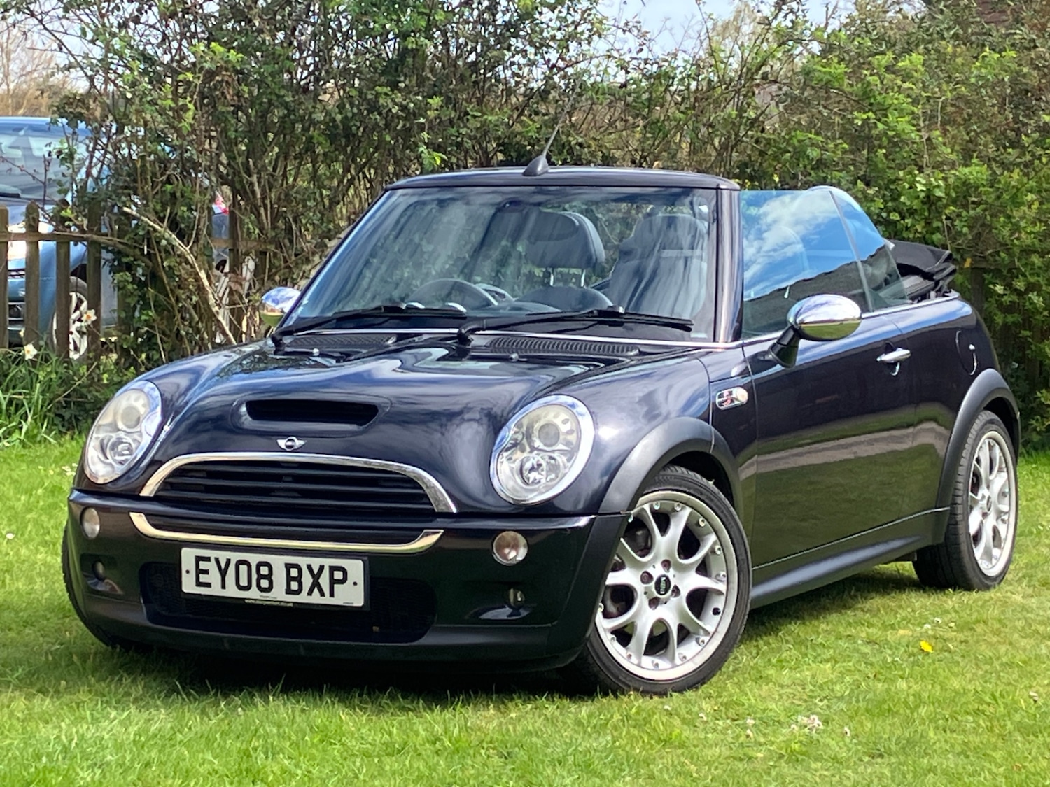 Used MINI Convertible 2008 for sale - 78079424: Photo 3