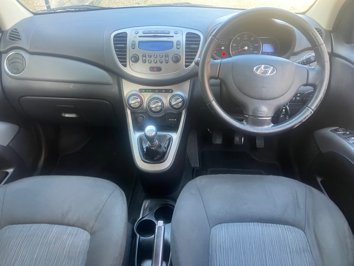 Used Hyundai i10 2012 for sale - 76492256: Photo 11