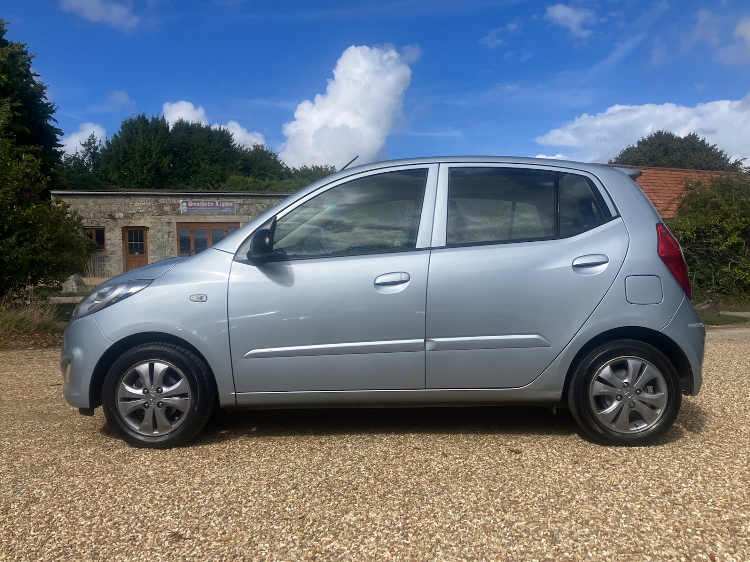 Used Hyundai i10 2012 for sale - 76492256: Photo 5