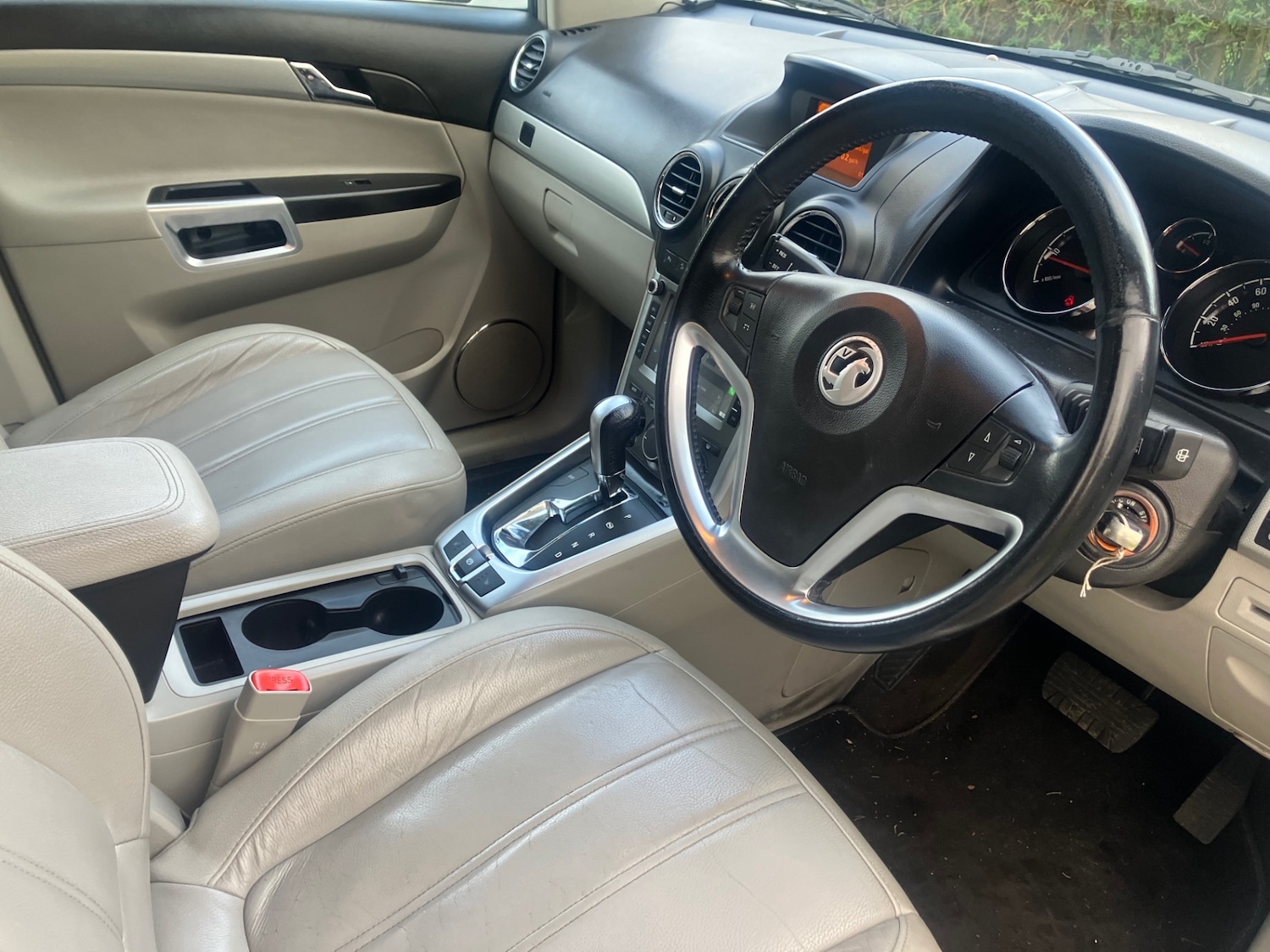 Used Vauxhall Antara 2013 for sale - 77531958: Photo 9