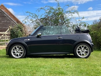 Used MINI Convertible 2008 for sale - 79583935: Photo