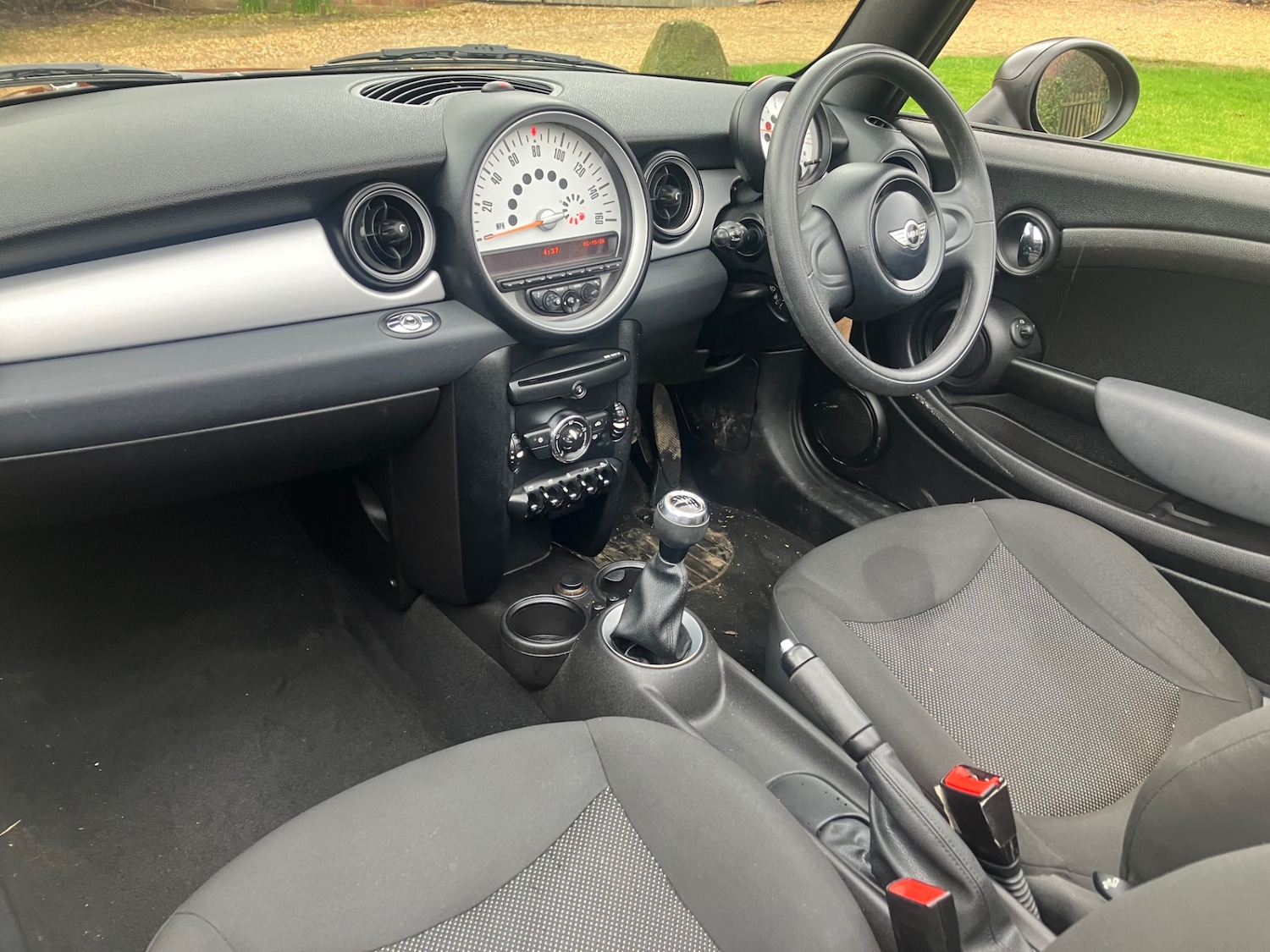 Used MINI Convertible 2011 for sale - 77545352: Photo 15