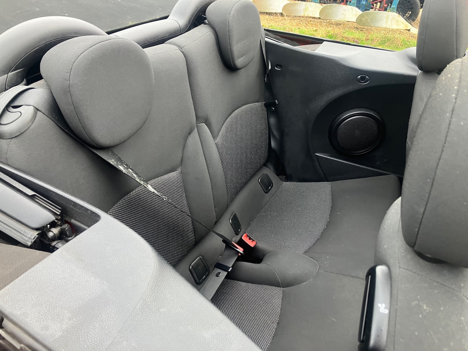 Used MINI Convertible 2011 for sale - 77545352: Photo 19