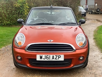 Used MINI Convertible 2011 for sale - 77545352: Photo