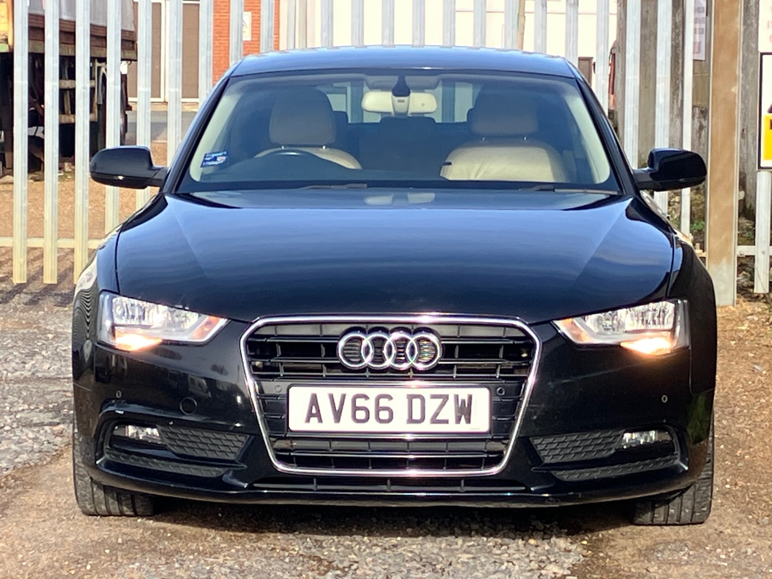 Used Audi A5 2016 for sale - 77567572: Photo 2