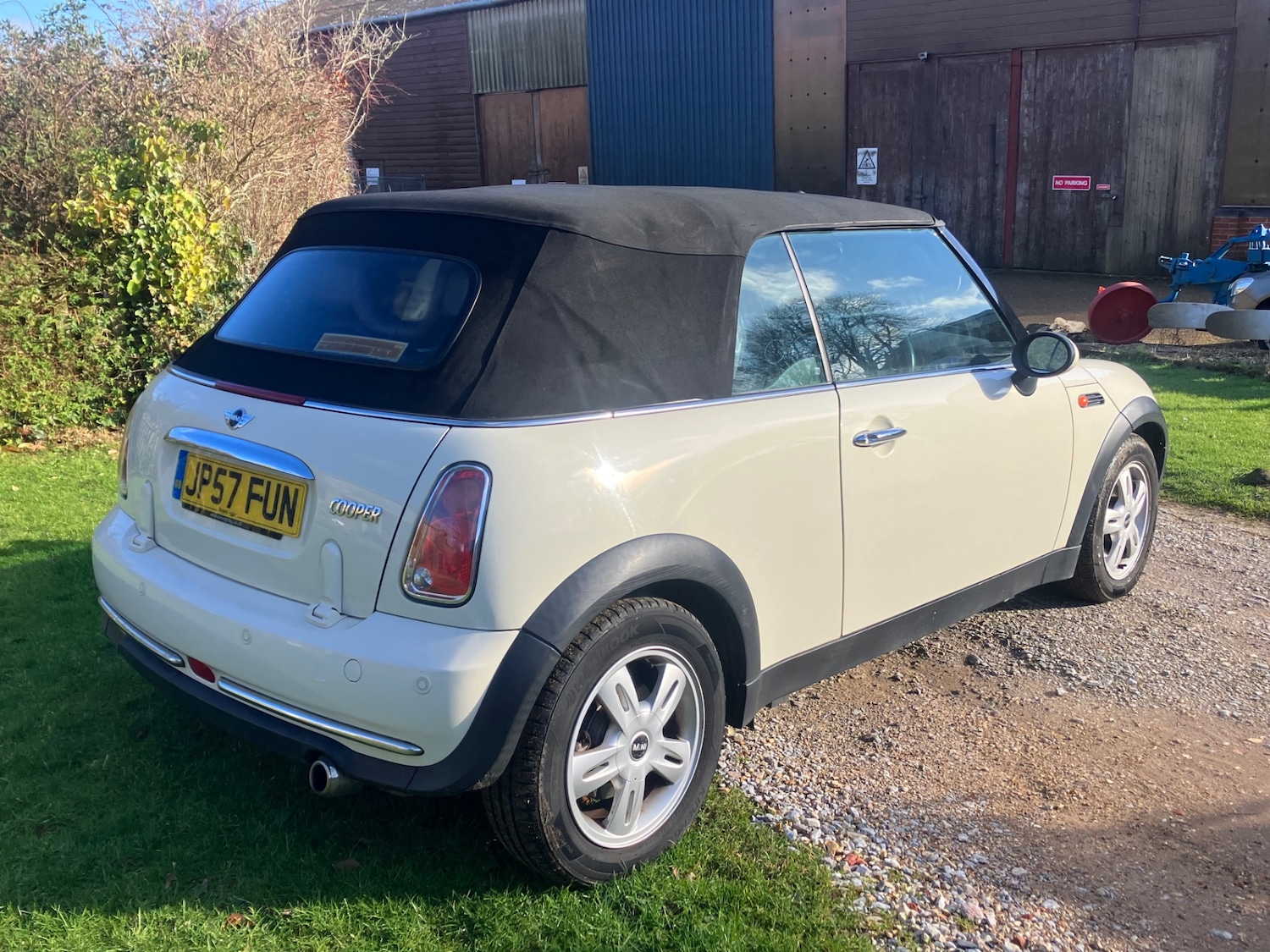 Used MINI Convertible 2007 for sale - 77460968: Photo 10