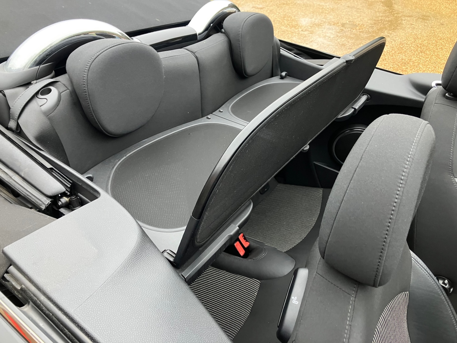 Used MINI Convertible 2010 for sale - 77519311: Photo 14