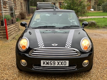 Used MINI Convertible 2010 for sale - 77519311: Photo
