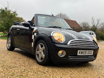 Used MINI Convertible 2010 for sale - 77519311: Photo