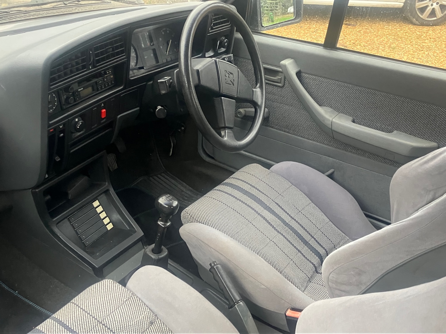 Used Vauxhall Cavalier 1987 for sale - 76594626: Photo 18