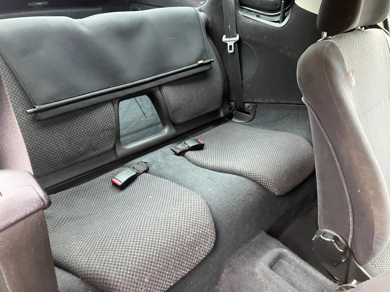 Used Vauxhall Tigra 1999 for sale - 76969924: Photo 10