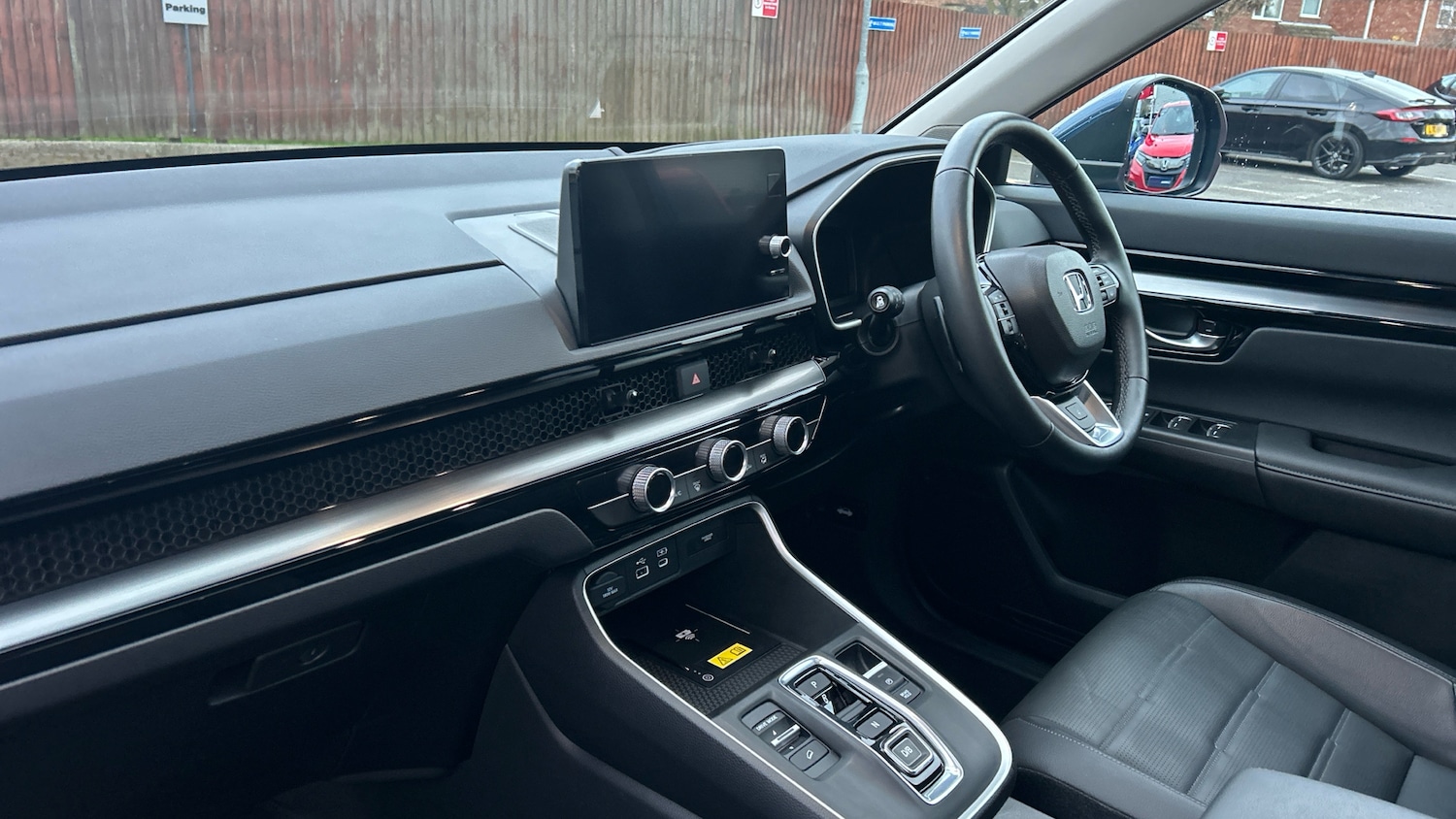 Used Honda CR-V 2023 for sale - 76922380: Photo 2