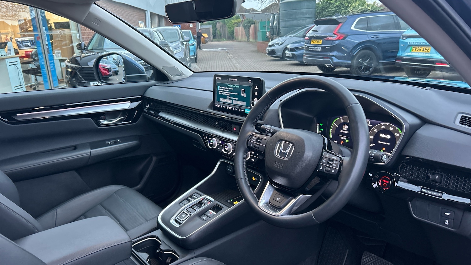 Used Honda CR-V 2023 for sale - 76922380: Photo 24