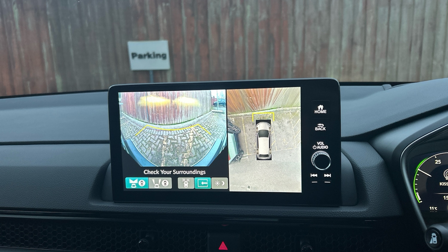 Used Honda CR-V 2023 for sale - 76922380: Photo 38