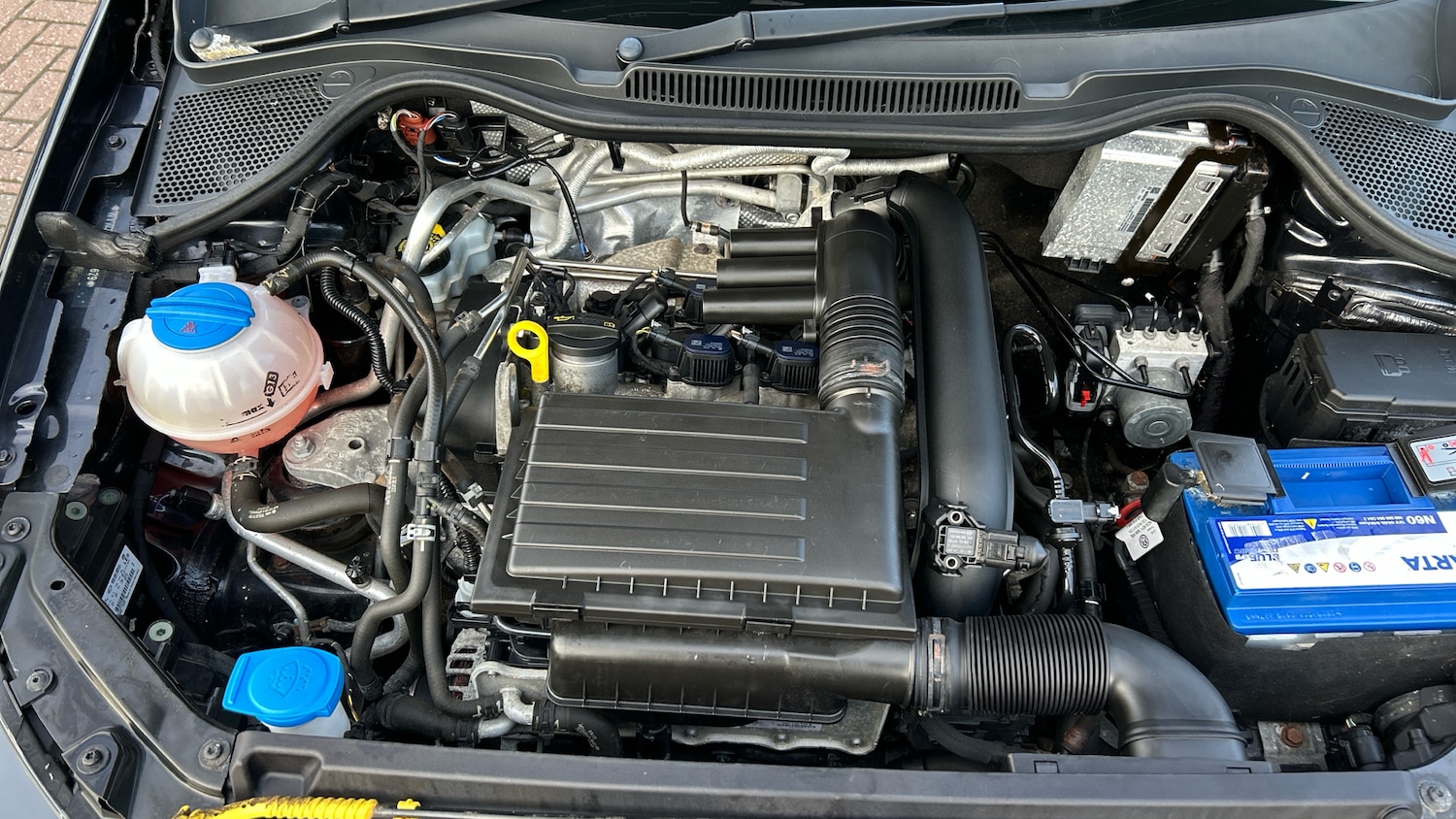 Used Volkswagen Polo 2016 for sale - 76687078: Photo 8