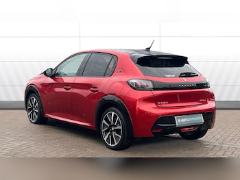 Used Peugeot 208 2020 for sale - 76196349: Photo 2