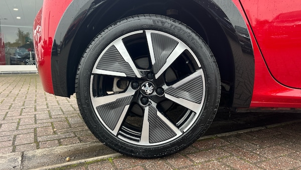 Used Peugeot 208 2020 for sale - 76196349: Photo 7