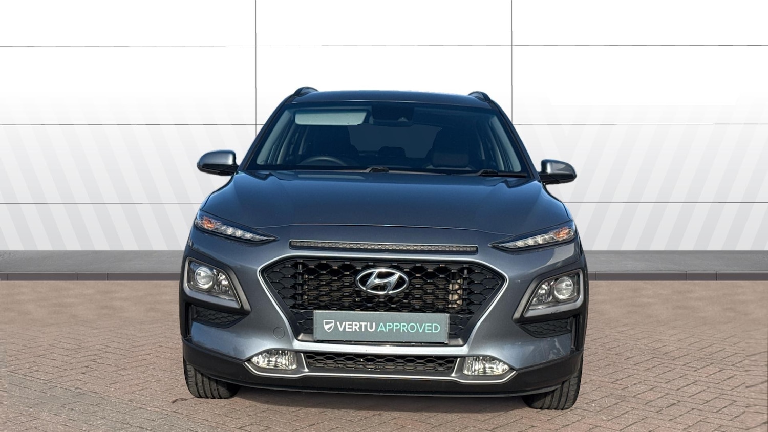 Used Hyundai KONA 2017 for sale - 76426244: Photo 3