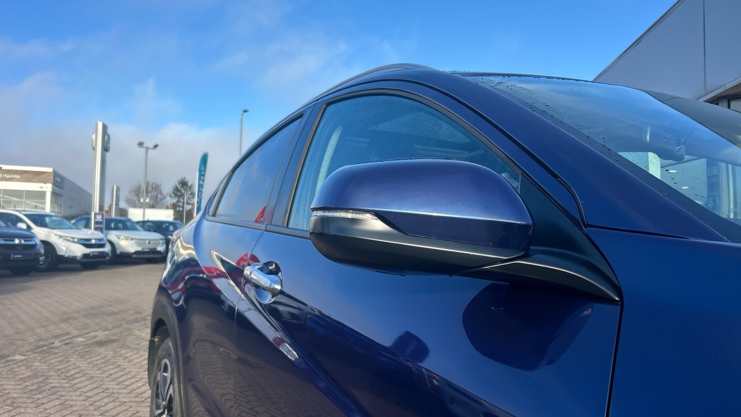 Used Honda HR-V 2017 for sale - 76882299: Photo 17