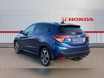 Used Honda HR-V 2017 for sale - 76882299: Photo