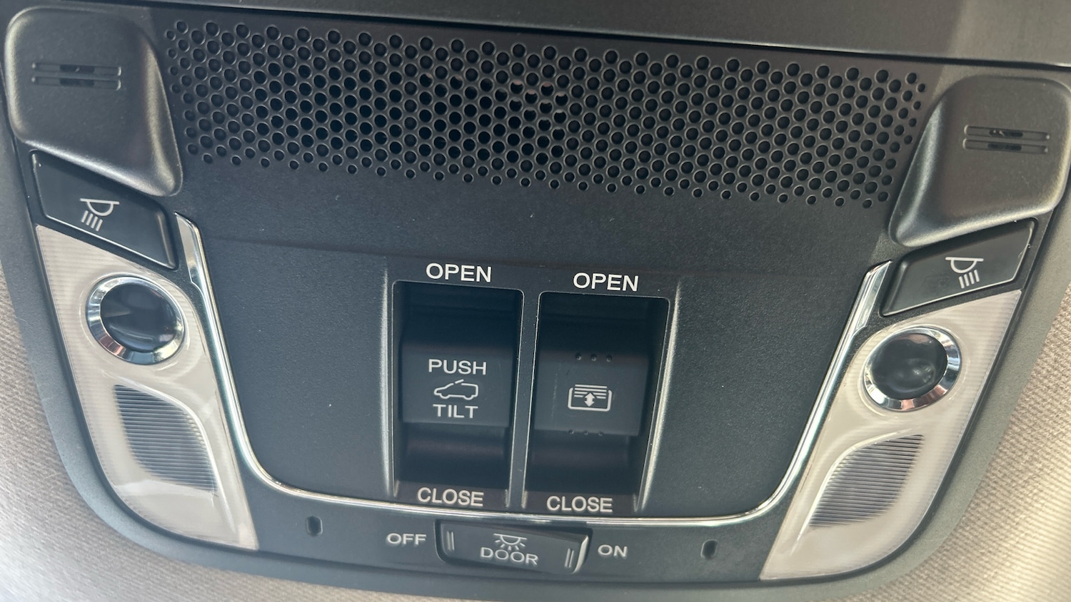 Used Honda HR-V 2017 for sale - 76882299: Photo 44