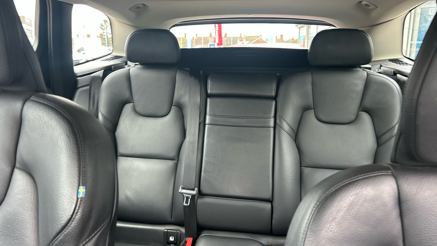 Used Volvo XC60 2018 for sale - 77567619: Photo 15